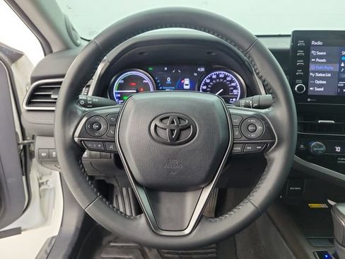 Used 2022 Toyota Camry XSE w/ Navigation Upgrade Package FWD image 22