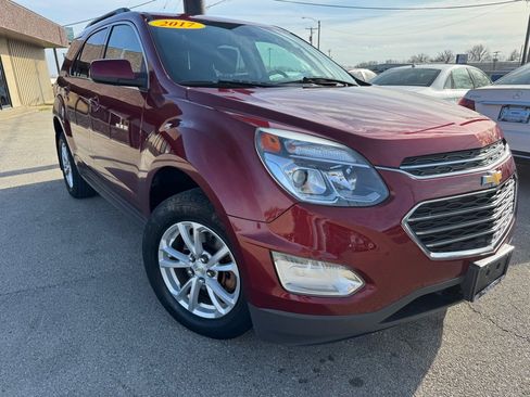 Used 2017 Chevrolet Equinox LT w/ Convenience Package image 2