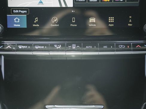 New 2026 Jeep Grand Wagoneer 4WD image 27