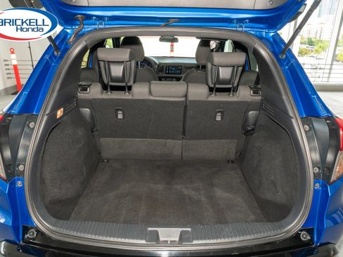 Certified 2021 Honda HR-V Sport image 10