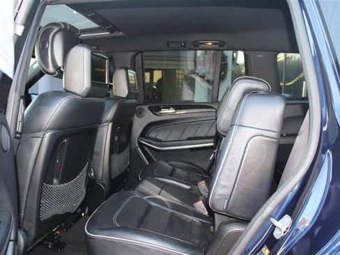 Used 2014 Mercedes-Benz GL 550 GL 550 image 20