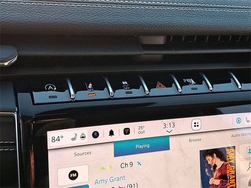 Used 2023 Jeep Grand Cherokee L Limited image 29