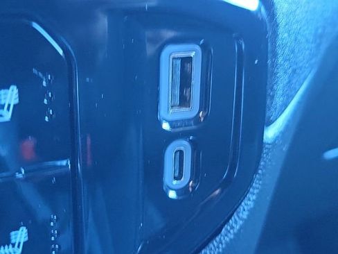 Certified 2025 Chevrolet Silverado 1500 LT w/ LPO, Dark Essentials Package image 15