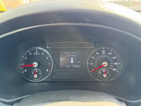 Used 2017 Kia Sorento LX image 28