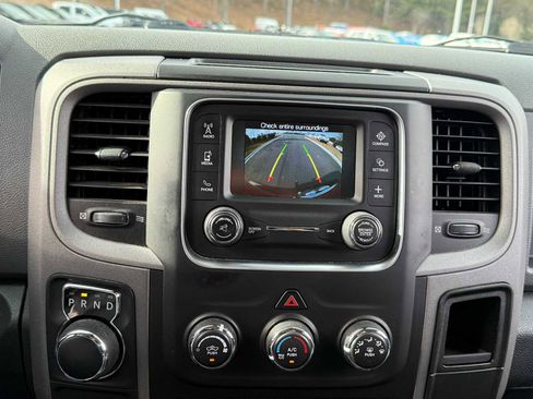 Used 2015 RAM 1500 Express image 18