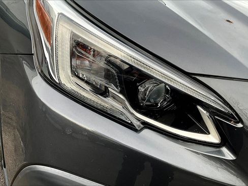 Used 2020 Subaru Outback Limited image 23