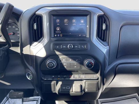 Used 2022 Chevrolet Silverado 1500 W/T image 9