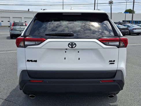 Used 2023 Toyota RAV4 XLE w/ Convenience Package AWD/4WD image 5