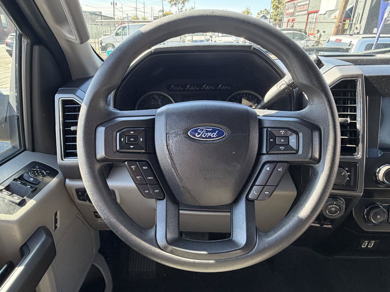 Used 2020 Ford F150 XLT w/ Trailer Tow Package AWD/4WD image 26