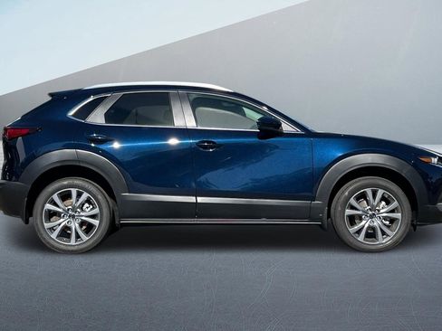 Used 2025 MAZDA CX-30 AWD 2.5 S w/ Preferred Package image 3