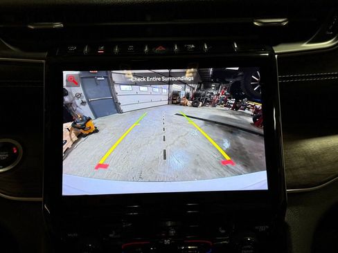 Certified 2023 Jeep Grand Cherokee L Limited w/ Black Appearance Package image 13