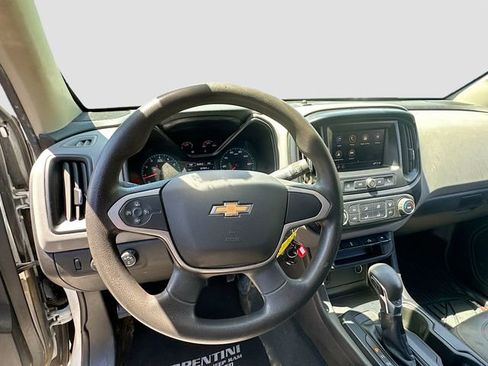 Used 2022 Chevrolet Colorado W/T w/ WT Convenience Package AWD/4WD image 12
