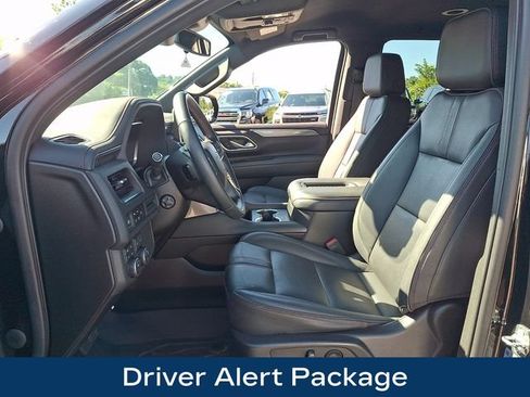 Used 2023 Chevrolet Tahoe RST w/ Luxury Package AWD/4WD image 2