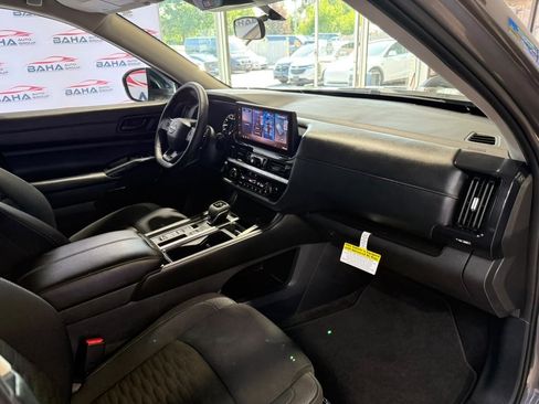 Used 2026 Nissan Pathfinder SV FWD image 59