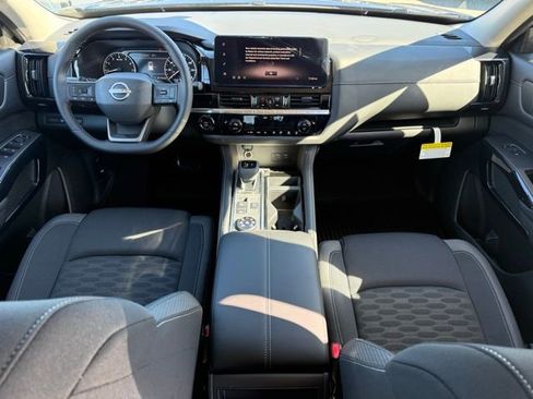 New 2026 Nissan Pathfinder SV image 26