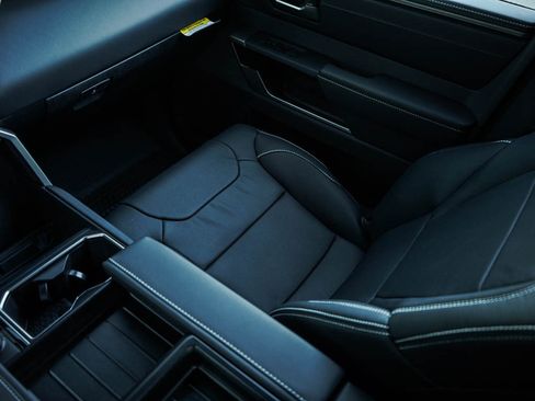 New 2026 Toyota Tundra Limited image 24