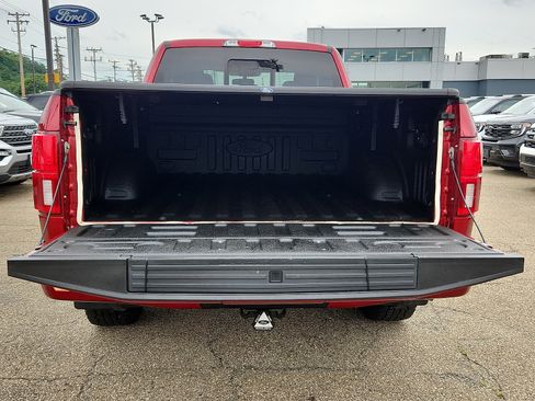 Used 2019 Ford F150 Lariat w/ Equipment Group 502A Luxury AWD/4WD image 28
