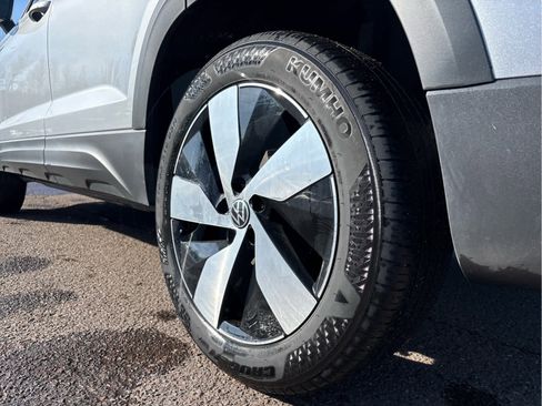 Used 2023 Volkswagen Taos S w/ Driver Assistance Package image 10