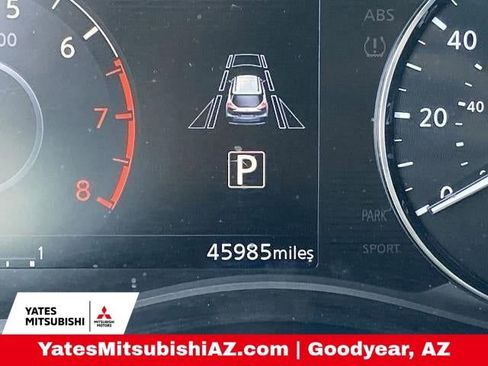 Used 2021 Nissan Kicks SR w/ SR Premium Package image 8