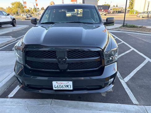 Used 2017 RAM 1500 Express w/ Black Ram 1500 Express Group RWD image 4