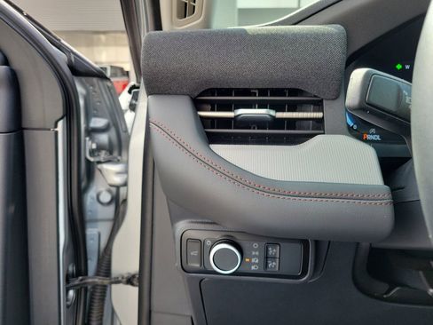 Certified 2025 Ford Explorer Active RWD image 22
