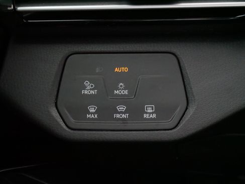 Used 2023 Volkswagen ID.4 Pro S image 26