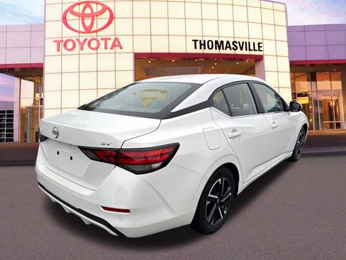 Used 2024 Nissan Sentra SV image 5