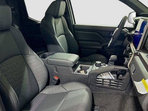 New 2026 Toyota Tacoma TRD Off-Road AWD/4WD image 26