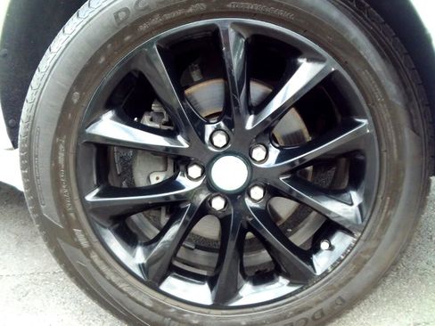 Used 2018 Dodge Durango GT w/ Premium Group AWD/4WD image 9
