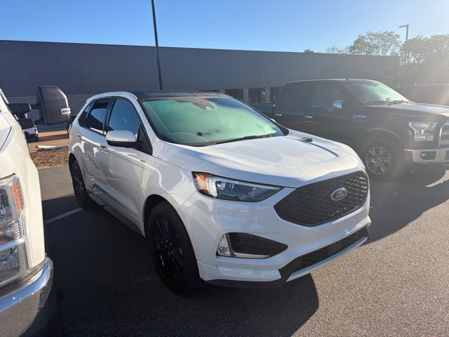 Used 2022 Ford Edge ST-Line AWD/4WD image 2
