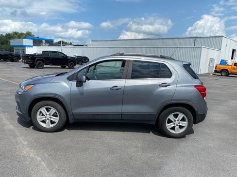 Used 2020 Chevrolet Trax LT FWD image 18