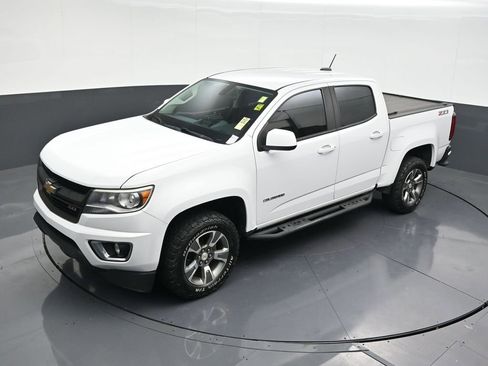 Used 2019 Chevrolet Colorado Z71 image 16