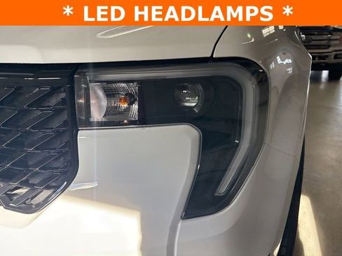 New 2025 Ford Maverick Lariat w/ Black Appearance Package image 34