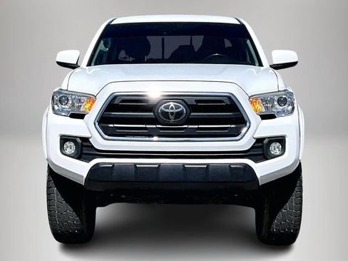 Used 2019 Toyota Tacoma SR5 image 3
