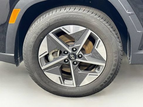 Certified 2025 Hyundai Tucson SEL AWD/4WD image 31