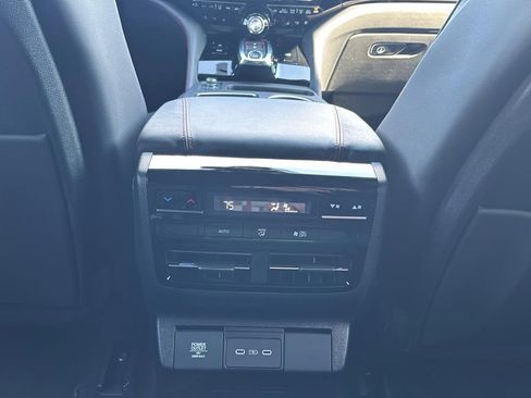 Used 2025 Acura MDX A-Spec image 22