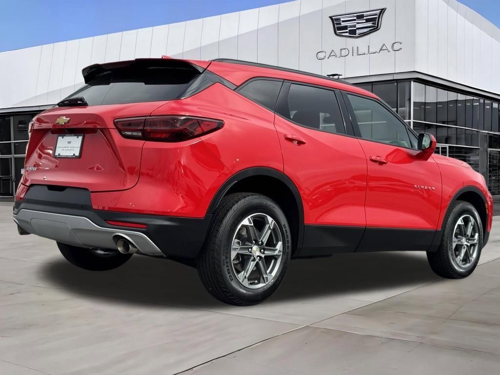 Used 2024 Chevrolet Blazer LT w/ Convenience Package FWD image 7