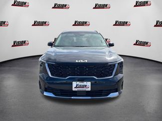 New 2025 Kia Sorento S video 2