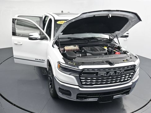 Used 2025 RAM 1500 Limited AWD/4WD image 39