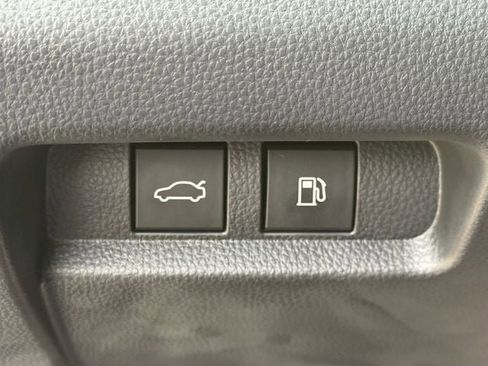 Used 2026 Toyota Crown AWD/4WD image 25