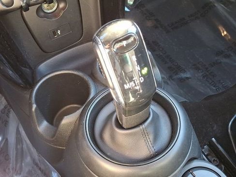 Used 2022 MINI Cooper S image 18