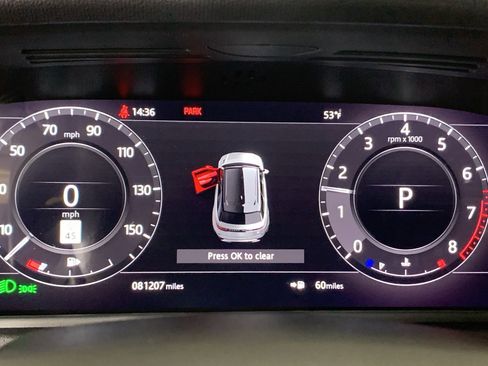 Used 2018 Land Rover Range Rover Velar S image 23