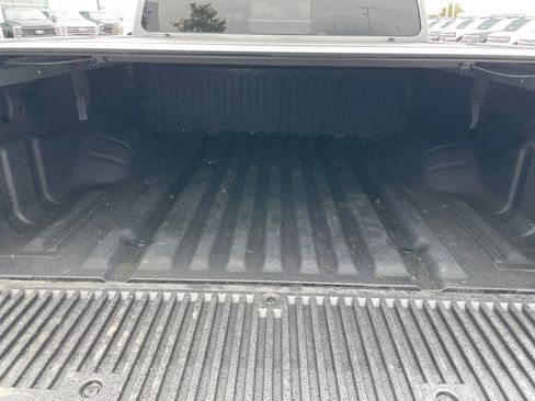 Used 2024 Nissan Titan PRO-4X w/ Pro-4x Convenience Package image 5