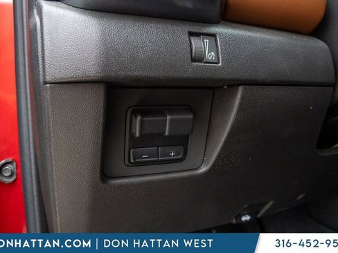 Used 2024 GMC Canyon AT4 AWD/4WD image 18