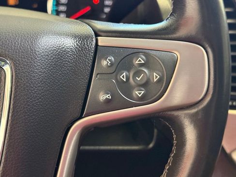 Used 2020 GMC Yukon XL Denali RWD image 40