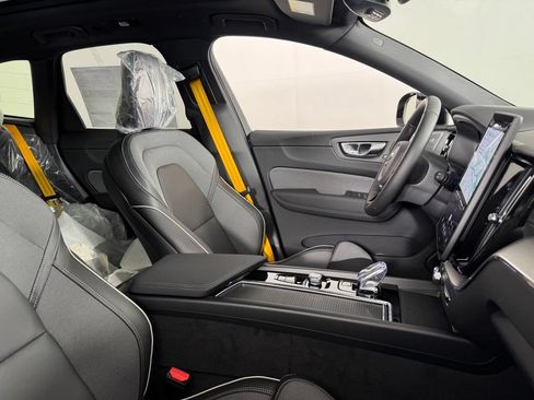New 2026 Volvo XC60 T8 Polestar AWD/4WD image 2
