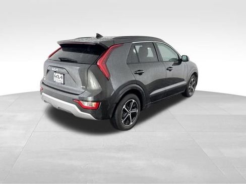 Certified 2025 Kia Niro LX FWD image 7