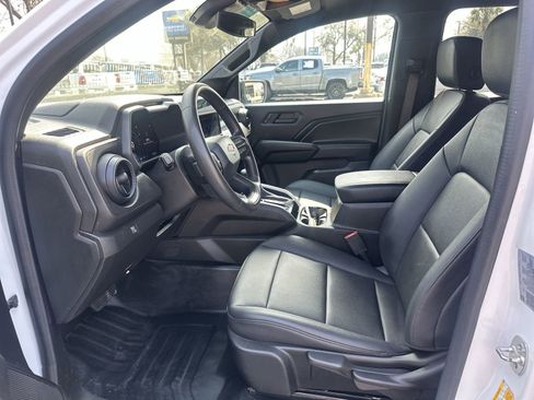 Used 2024 Chevrolet Colorado W/T w/ Safety Package image 16