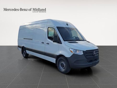 New 2026 Mercedes-Benz Sprinter 2500 image 2