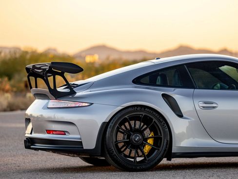 Used 2016 Porsche 911 GT3 RS image 39
